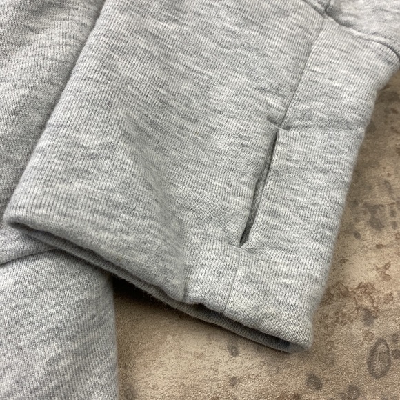 Lululemon Quilted Primaloft Filled Sweater Jacket - Picture 7 of 10